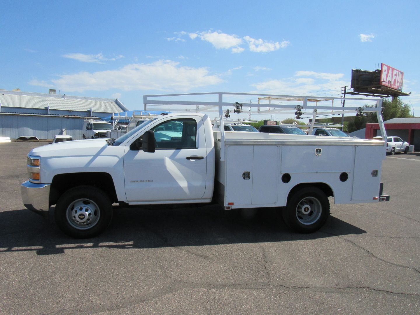 chevrolet silverado 3500 chassis cab 2016 1GB3CYCG6GZ311213 image chevrolet silverado 3500 chassis cab 2016 1GB3CYCG6GZ311213 image